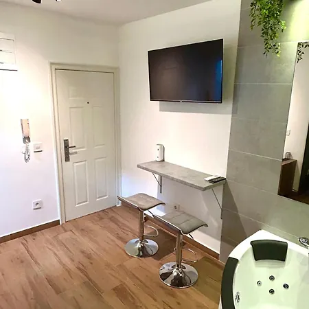 Seventh Oasis Apartment Belgrade